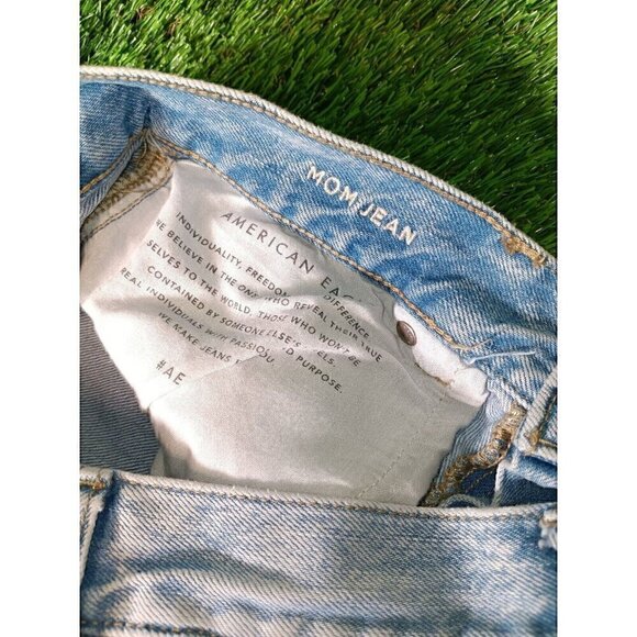 AEO American Eagle Jeans Size 10 Womens Blue Mom Jeans Cropped Distress - Picture 4 of 11